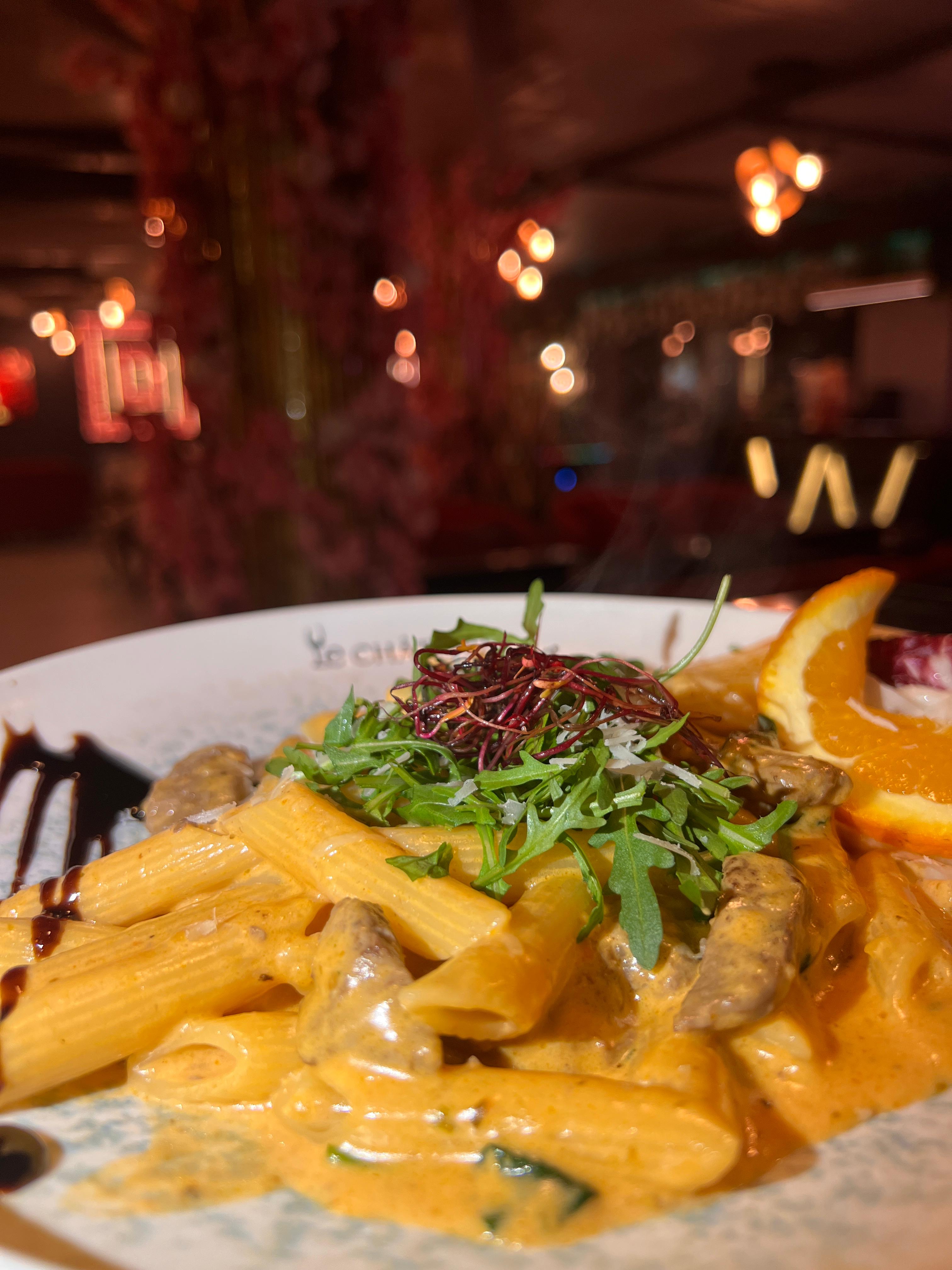 Tagliatelle with beef strips